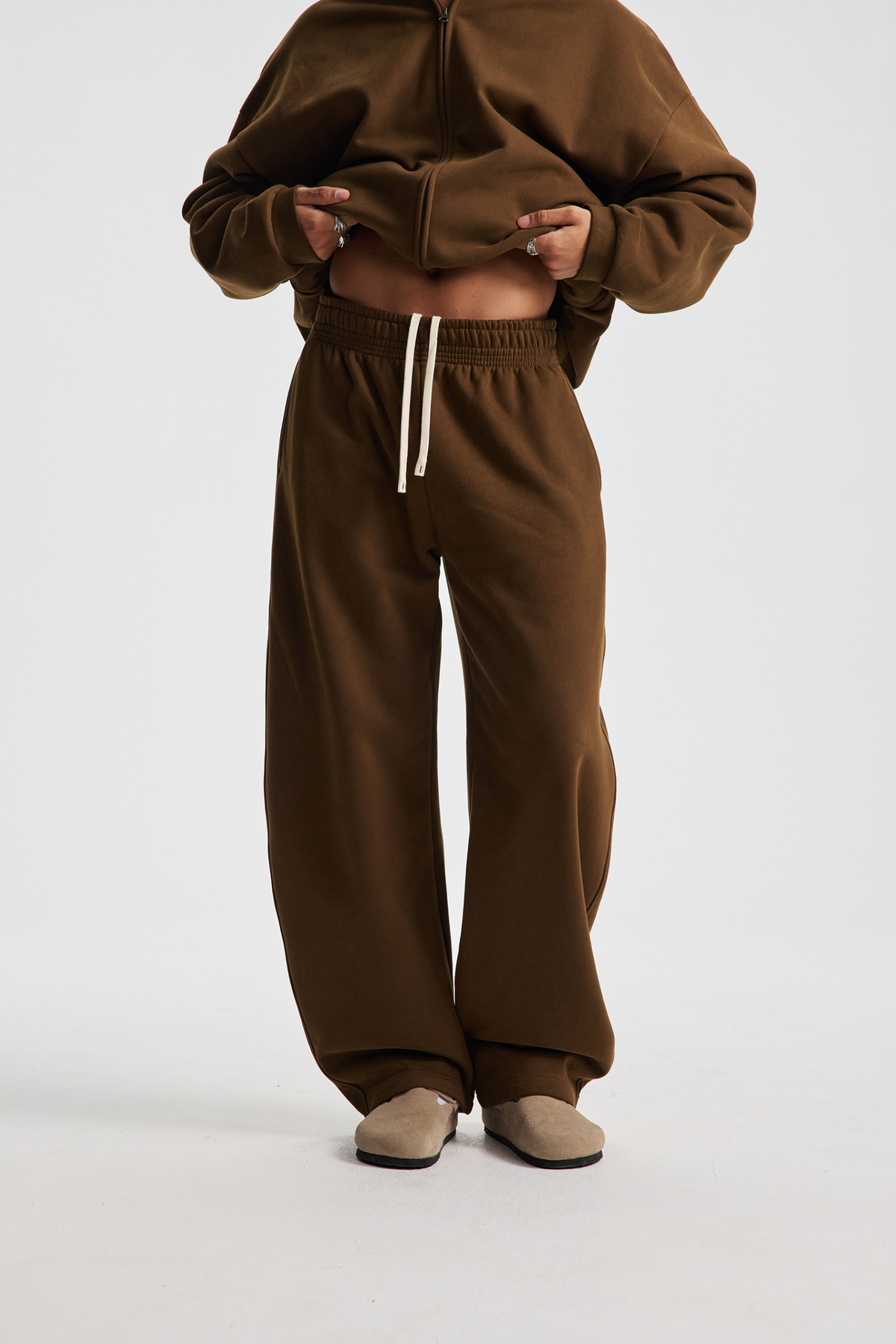Brushed-Fleece Barrel-Leg Joggers