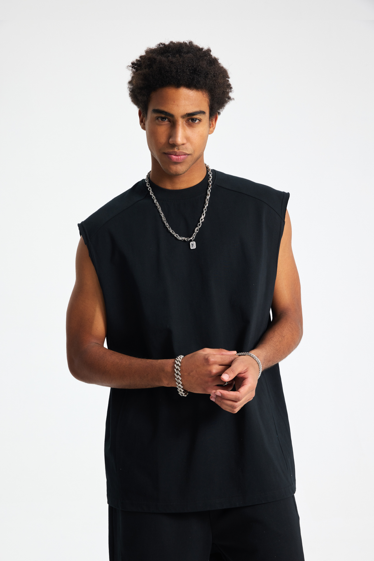 Quick Dry Raw-Edge Sleeveless T-Shirt